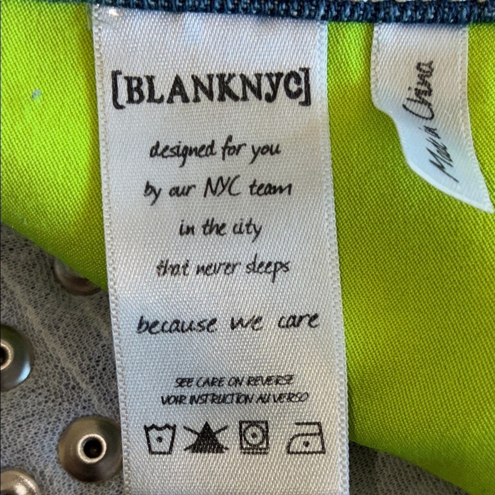 BLANK NYC Jean Shorts, Extreme Studded, Distressed/Destroyed. Vtg.  24 EUC - Picture 11 of 16